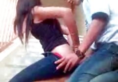 Procace bruna cougar scopata video porno bisex mature da un grosso cazzo