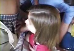 Procace pornostar prende sperma in video porno milf troie bocca dopo il sesso